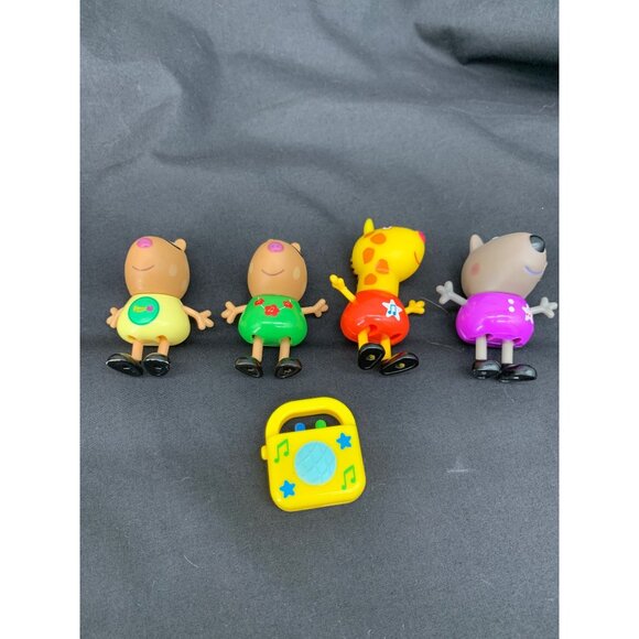 Peppa Pig Themed Kids Toy Figures & Accessories Set - Picture 1 of 6